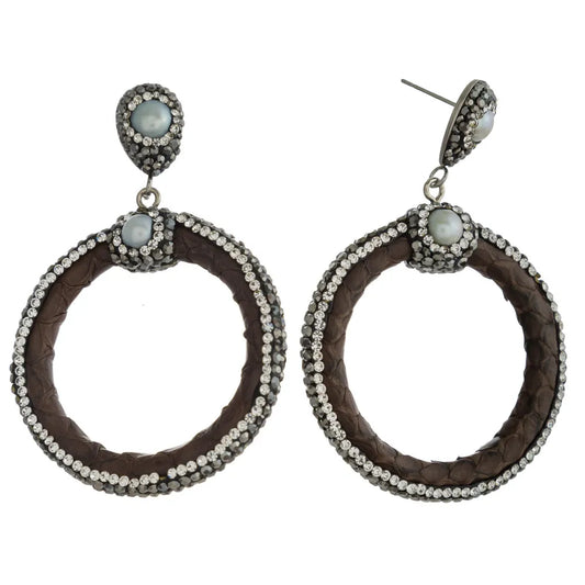 Circular faux leather earrings