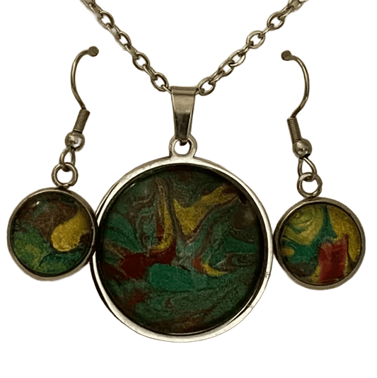 Green Gold and Red Round Art Set