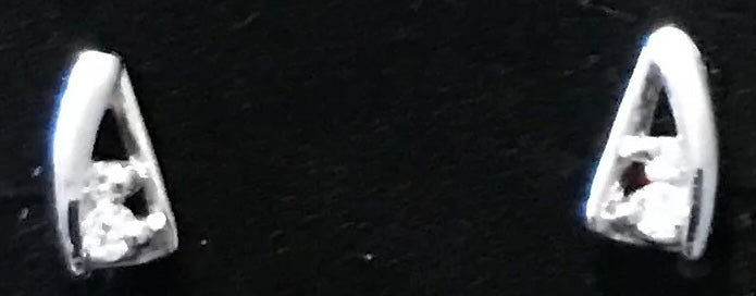 Sterling Silver Rhodium Plated Cubic Zirconia post earrings